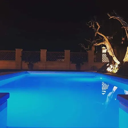 ゲストハウス Casasalento