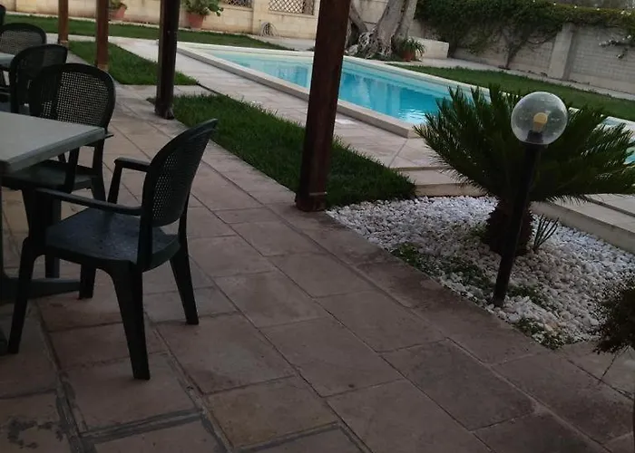 Casasalento Pensión 3*